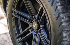 Dodge Ram 1500 на дисках Venom Rex 20