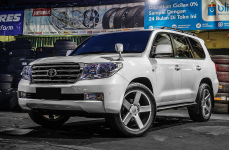 Land Cruiser на дисках KMC MC5