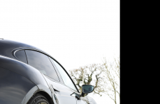 Porsche Taycan на дисках Hybrid Forged HF-4T