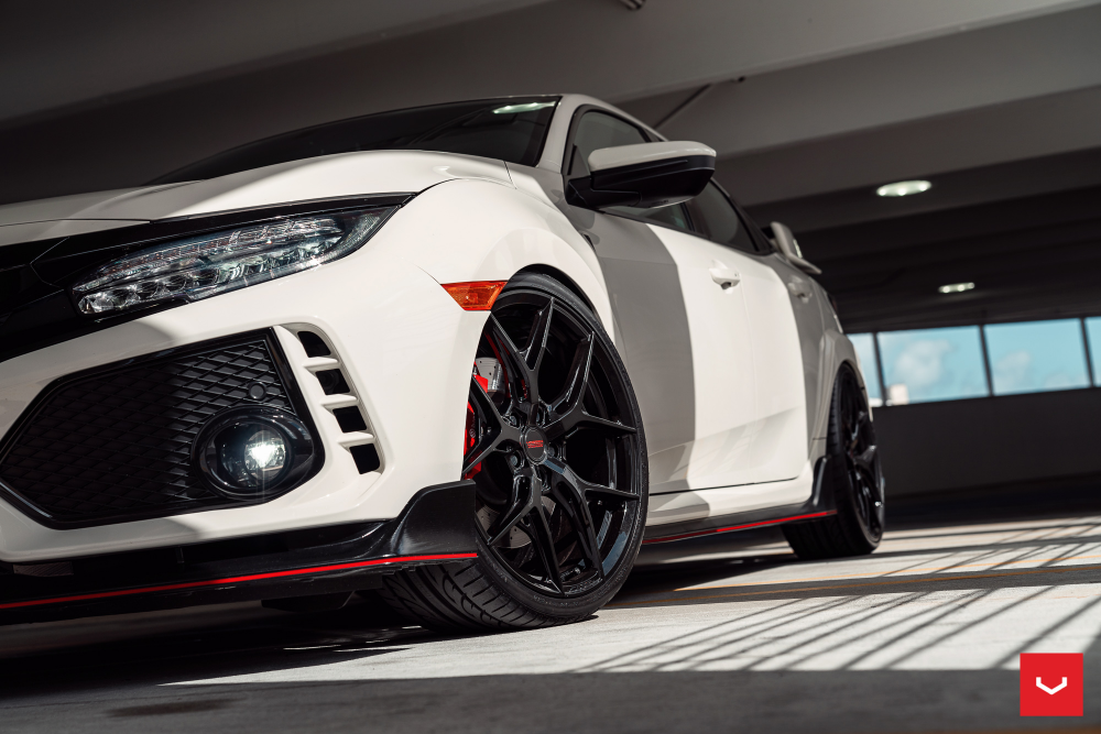 Honda Civic Type-R на дисках Hybrid Forged HF-5