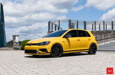 Volkswagen Golf R на дисках Hybrid Forged HF-1
