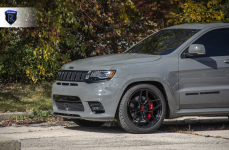 Jeep Grand Cherokee SRT на дисках RFX11 Gloss Black