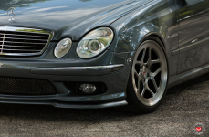 Mercedes-Benz E55 AMG на дисках Vossen Forged LC-104