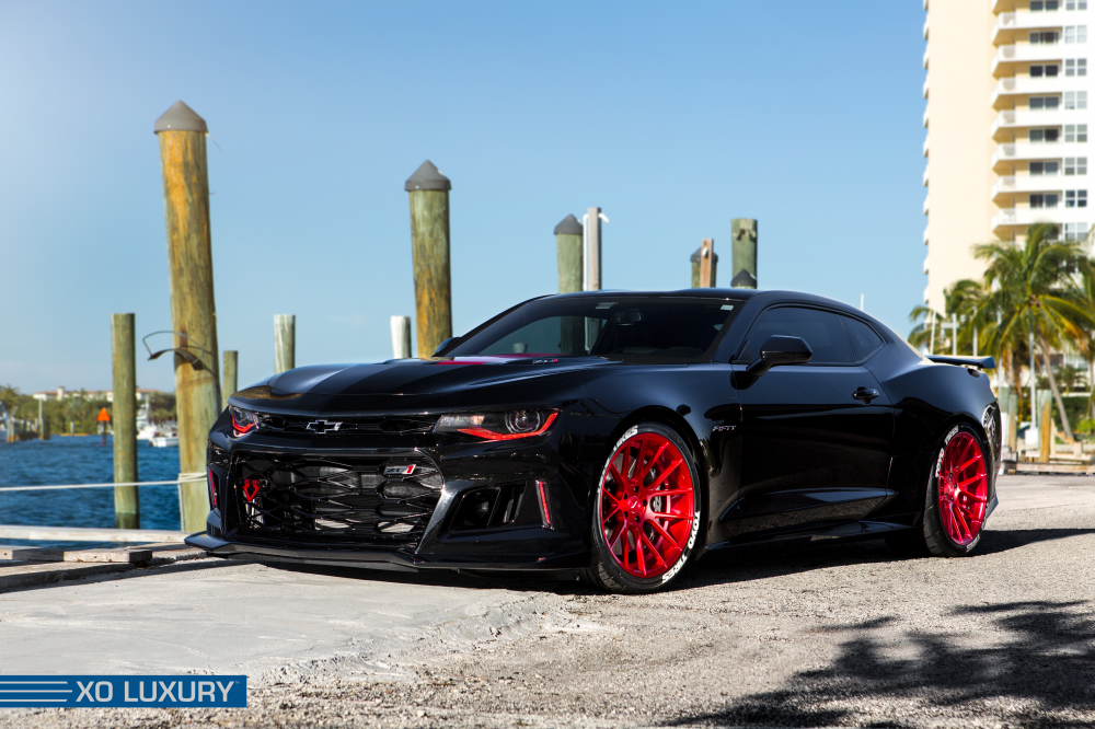 Chevrolet Camaro ZL1 на дисках XO Luxury XF1