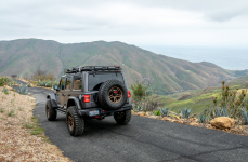 Jeep JL на дисках Venom Rex VR-501 17