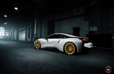 BMW i8 на дисках Vossen Forged LC-105T