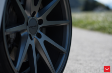 Audi A4 Avant на дисках Vossen VFS-1