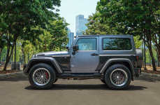 Jeep Wrangler JK на дисках Vossen VWS2