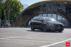 Opel Astra на дисках Vossen CVT