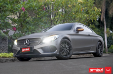 Mercedes C-Class на дисках Hybrid Forged HF-3