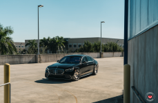 Mercedes S580 на дисках Vossen Forged VPS-312