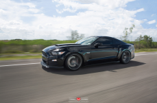 Ford Mustang GT на дисках Vossen Forged VPS-302