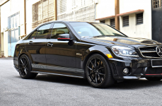 Mercedes Benz C63 на дисках Vortseiner V-FF 108 Carbon Graphite