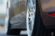 Volkswagen Mk7 GTI на дисках Vossen Forged LC-106T