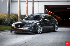 Acura TL на дисках Vossen VFS-1