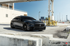 Mercedes AMG GT 63 S на дисках Vossen Forged S17-13
