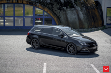 Opel Astra на дисках Vossen CVT