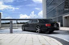Bentley Flying Spur на дисках Concavo CW-5