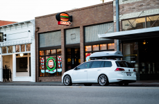 Volkswagen Golf на дисках TSW Chrono