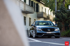 Mercedes E63 на дисках Vossen Hybrid Forged VFS-10