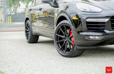 Porsche Cayenne Turbo на дисках Hybrid Forged HF-3