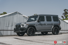 Mercedes G63 AMG на дисках Vossen Forged EVO-5