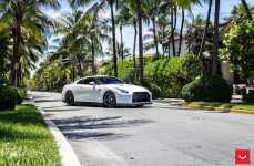 Nissan GTR на дисках Vossen VFS-5
