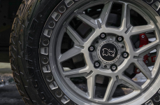 Mitsubishi Pajero Sport на дисках Black Rhino Kelso