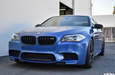 BMW M5 на дисках Vorsteiner V-FF 107
