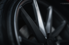 Ford Mustang на дисках Vossen CVT