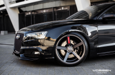 Audi S5 на дисках Vossen CV3-R