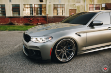 BMW F90 M5 на кованых дисках Vossen Forged EVO-2R 3P