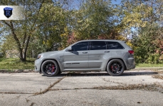 Jeep Grand Cherokee SRT на дисках RFX11 Gloss Black