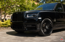 Rolls Royce Cullinan на дисках Vossen Forged S17-13