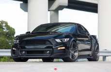 Ford Mustang GT на дисках Vossen Forged VPS-302