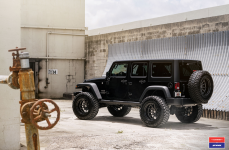 Jeep Wrangler на дисках Vossen x Work VWS-1