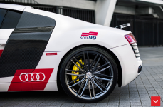 Audi R8 на дисках Vossen Hybrid Forged VFS-4