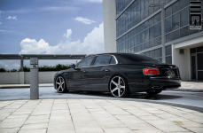 Bentley Flying Spur на дисках Concavo CW-5