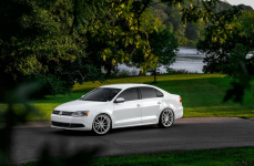 Volkswagen Jetta на дисках TSW BATHURST