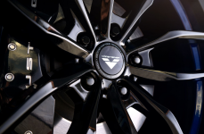 Ford Mustang GT на дисках Vorsteiner V-FF 105