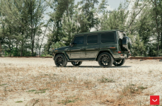 Mercedes G550 на дисках Vossen CV10