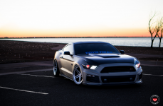 Ford Mustang GT на дисках Vossen Forged LC-102