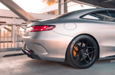 Mercedes Benz S63 на дисках Rohana RFX11