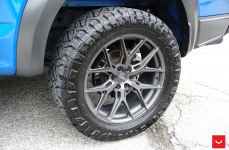 Ford Raptor на дисках Hybrid Forged HF6-4