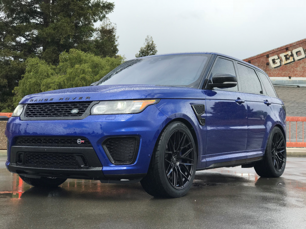 Range Rover SVR на дисках Vortseiner V-FF 107 Gloss Black