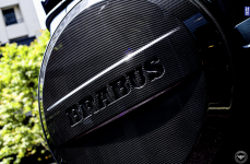 Brabus G700 Widestar на дисках Urban Automotive x Vossen UV-4