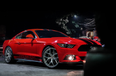 Ford Mustang на кованых дисках Vossen Forged S21-01