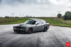 Dodge Challenger Hellcat на дисках Hybrid Forged HF-5