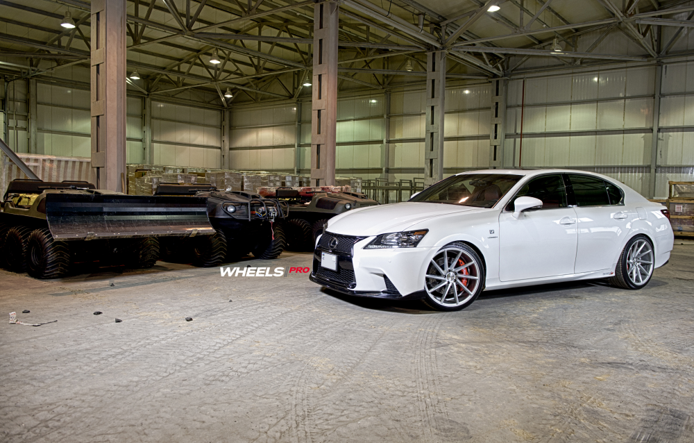Lexus GS350 на дисках Vossen CVT