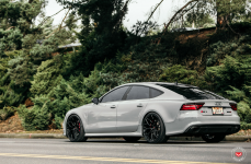Audi RS7 на дисках Vossen Forged S17-01